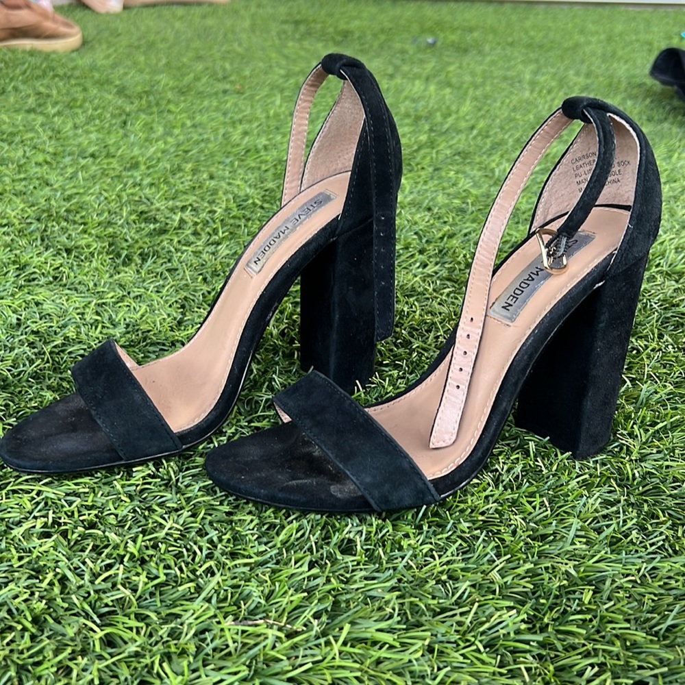 Steve Madden black heel size 7